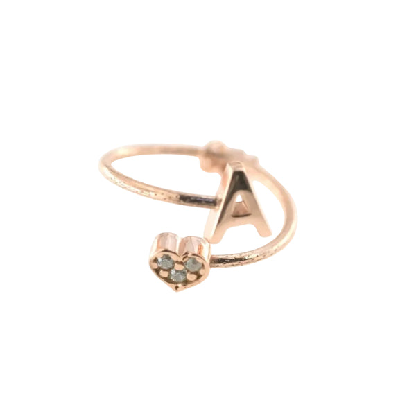 Anillo abierto Versari con inicial y corazón