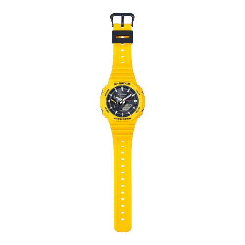 Orologio G-Shock Giallo con Cassa Ottagonale e Quadrante Nero