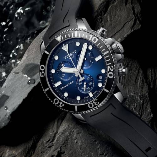 Tissot Seastar 1000 cronografo blu con cinturino caucciù