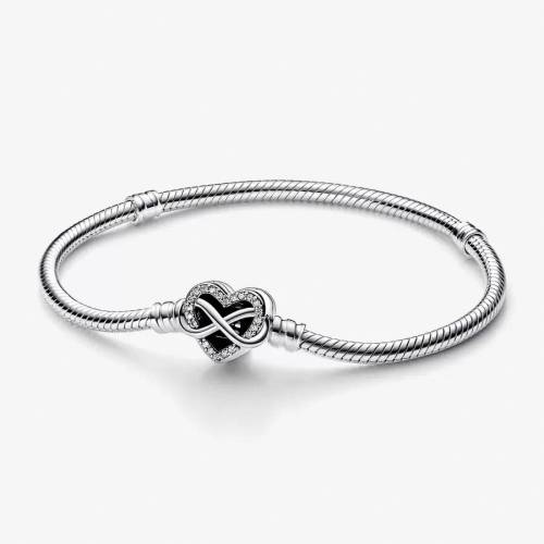 Pandora Bracciale con Chiusura Cuore Infinito Pietre Luminose