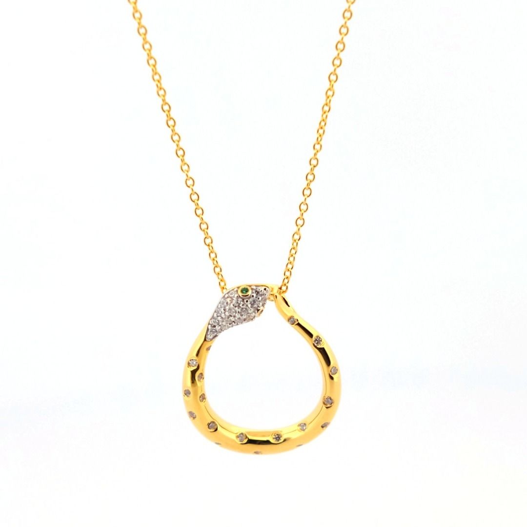 Collar de oro con víbora de Marcello Pane