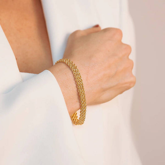 Pulsera etrusca de varias vueltas con cadena chapada en oro amarillo