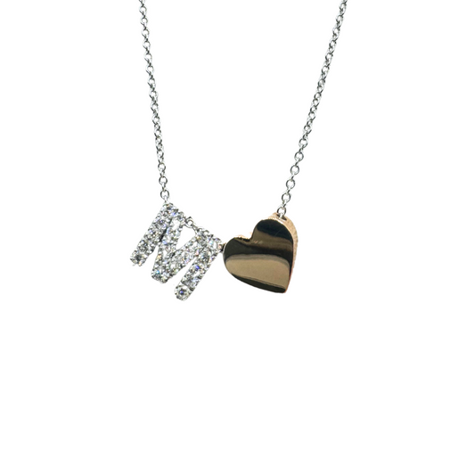Collar Iannelli hecho a mano con colgante de corazón de oro rosa y letra M con diamantes de oro blanco