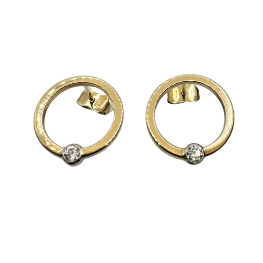 Pendientes de botón redondos de sección cuadrada de oro amarillo de 9 quilates