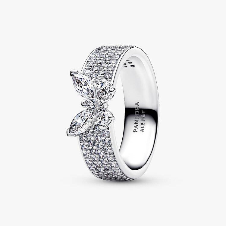 Anillo Pandora con banda pavé y mariposa luminosa