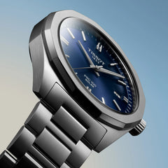 Reloj Tissot PRC 100 Solar de 39 mm con esfera azul