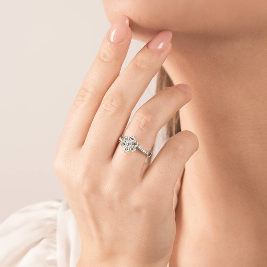 Anillo mágico Mirco Visconti en oro blanco de 18 quilates y diamantes