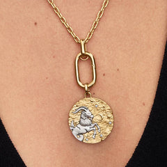 Charm Pandora Medallion XL Capricorno "Nihil Difficile Volenti" 764999C01