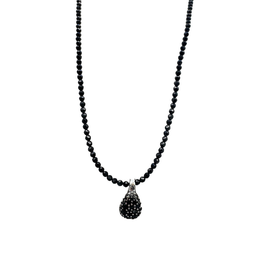 Collar Albert M. con colgante de espinela negra y pavé