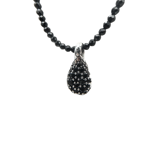 Collar Albert M. con colgante de espinela negra y pavé