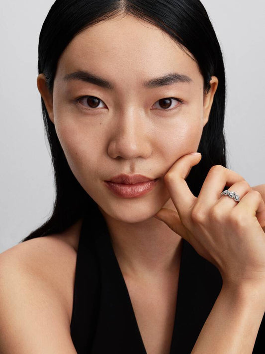 Anello Pandora Tre Cuori Bianchi