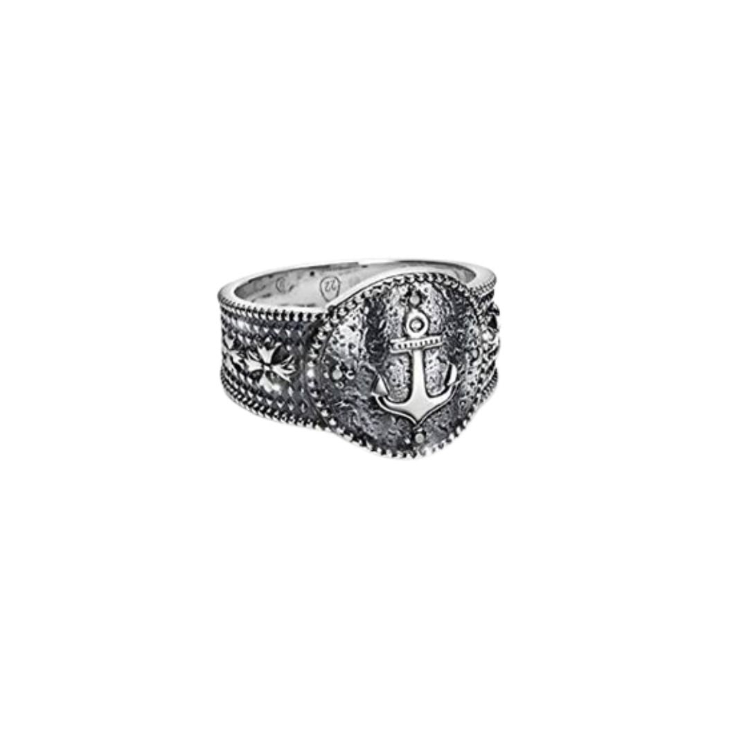 Anillo de ancla de plata de ley de María Cristina