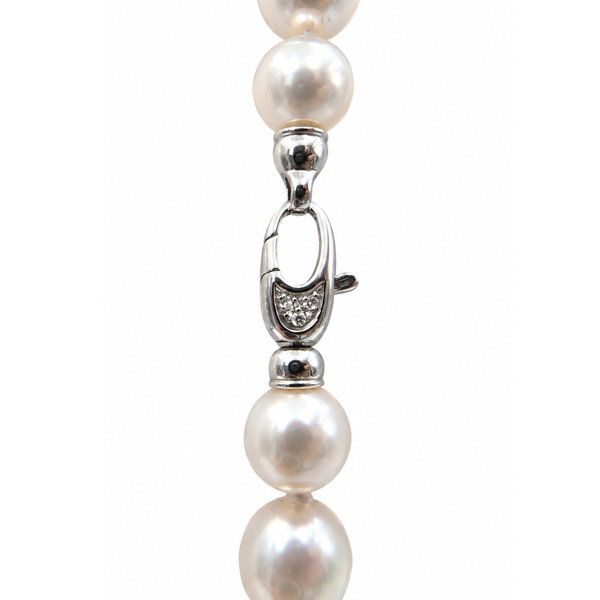 Collane con Perle Akoya 8 mm e Moschettone in Oro Bianco e Brillanti CLP006
