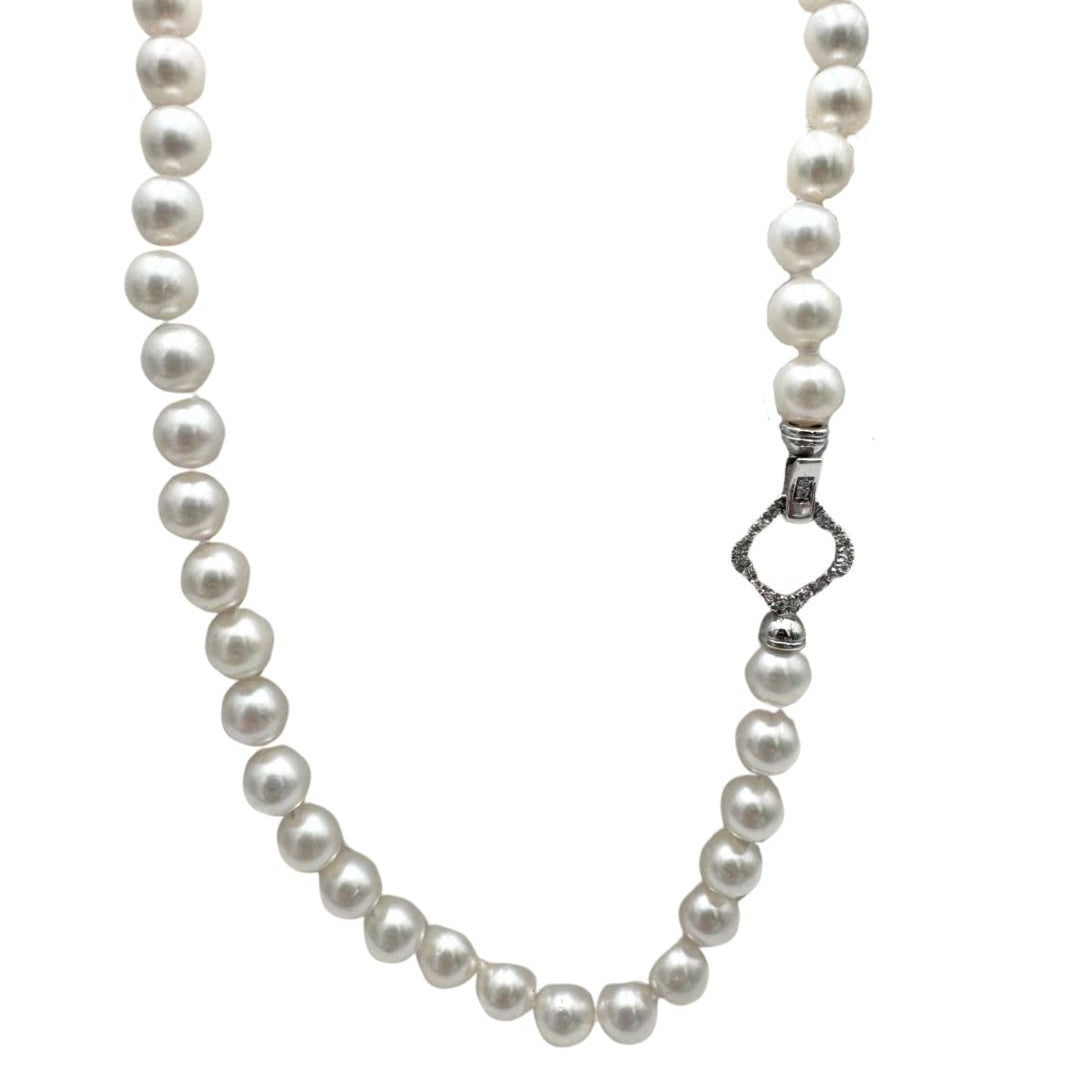 Necklace with 6.5 mm Akoya Pearls and White Gold and Diamond Clasp