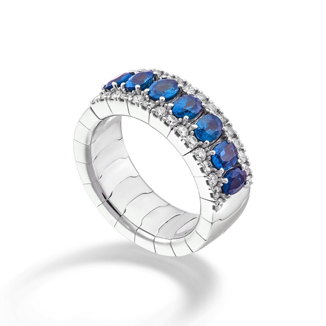 Anello a Fascia Elastica Golay in Oro Bianco 18 kt con Zaffiri Naturali ct. 2,07 e Diamanti Naturali ct. 0,59 ARE447DZB439