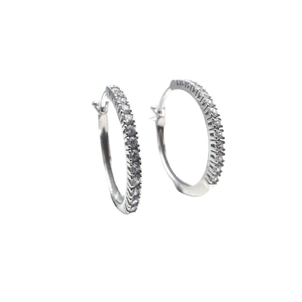 Aros de oro blanco de 18 kt con circonitas