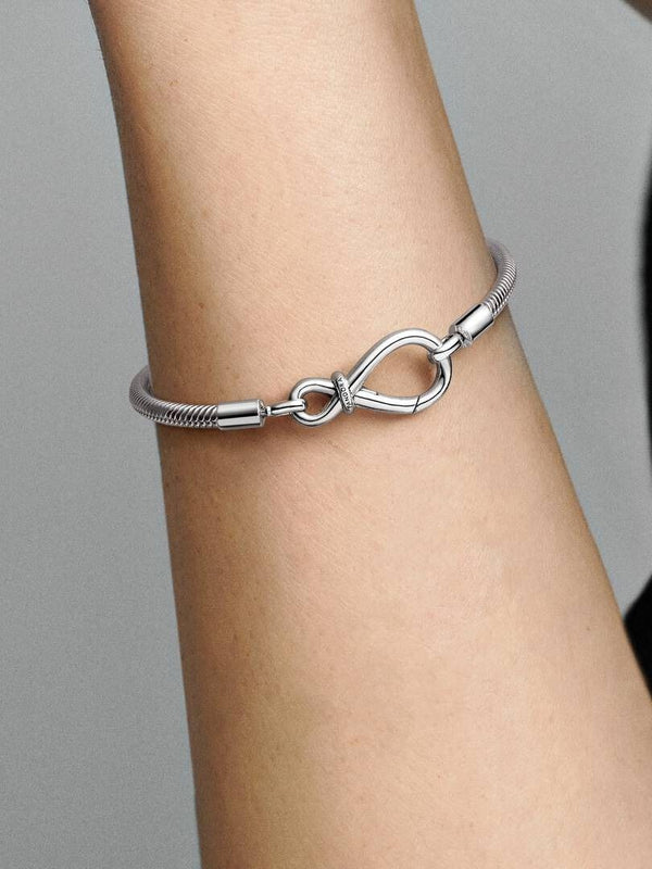 Bracciale Pandora Con Chiusura A Nodo Infinito