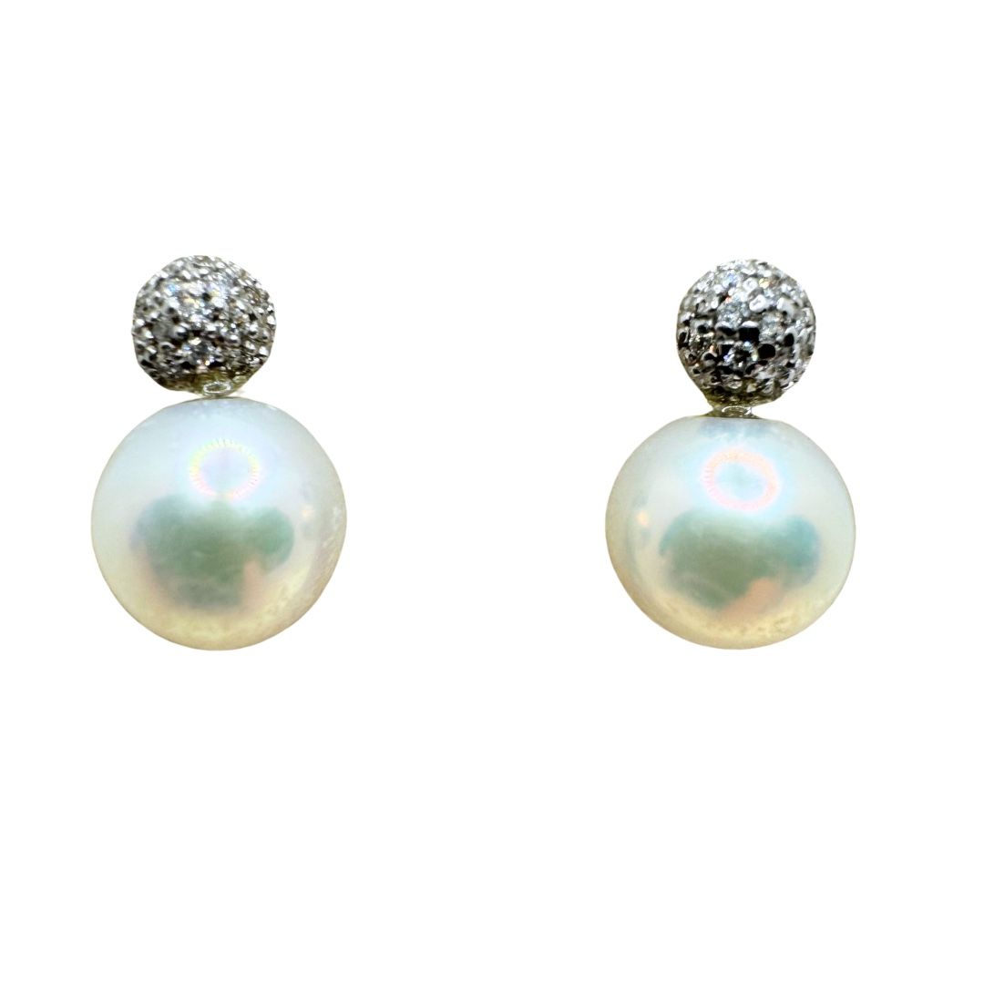 Pendientes Iannelli hechos a mano con perlas de agua dulce de 8/8,5 mm y diamantes