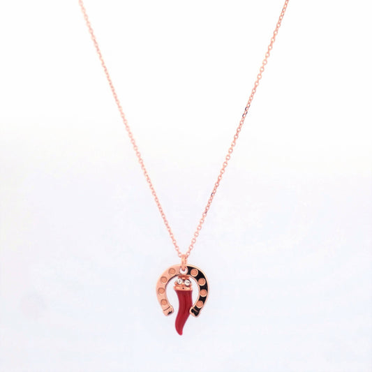 Collar de cuerno y herradura de Versari