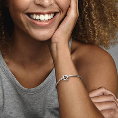 Charm Pandora Lettera O 797469