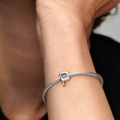 Charm Pandora Lettera P 797470