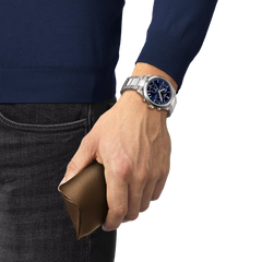 Reloj Tissot PR 100 con esfera azul y cronógrafo
