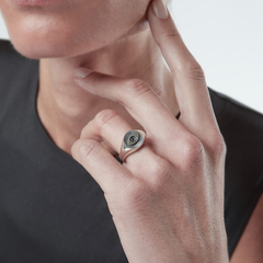 Nove25 Chevalier Third Eye Ring