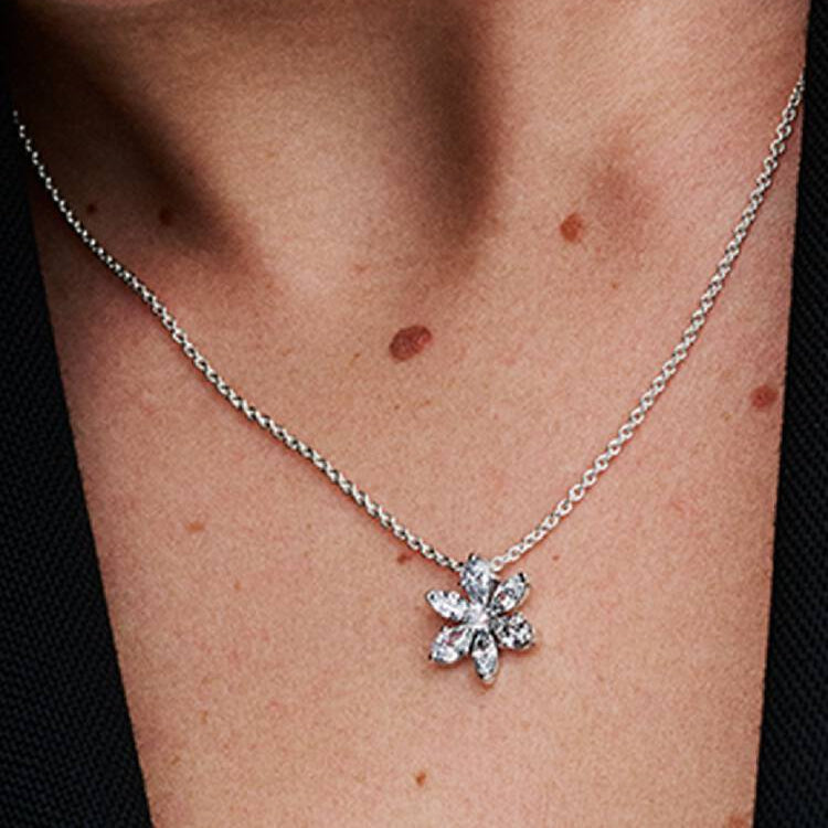 Pandora Herbarium Luminous Flower Pendant Necklace 392387C01-45