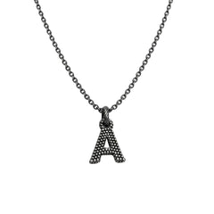 Collar con inicial A y puntos del 25 de noviembre