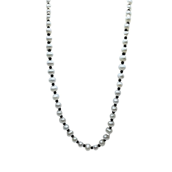 Rajola Simply Necklace with Pearls and Spinel