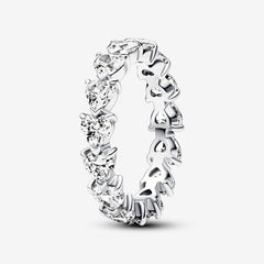 Anillo Pandora Hearts Band con piedras