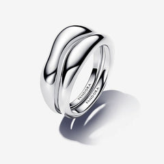 Anillo de plata divisible con línea sinuosa de Pandora