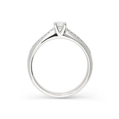 Anillo solitario Giorgio Visconti con diamante central y diamantes en el cuerpo
