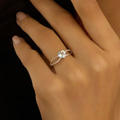 Anello Stroili Solitario Cuore Oro Bianco 9 KT Topazio Sky Blue 1413195