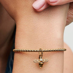 Charm Pandora Pendente Ape Scintillante Rifinito In Oro762672C01
