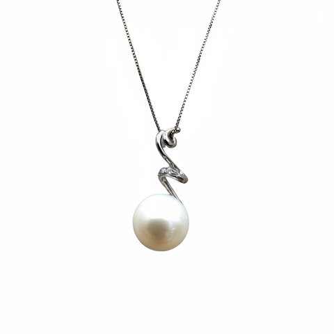Collana con perla migliorata