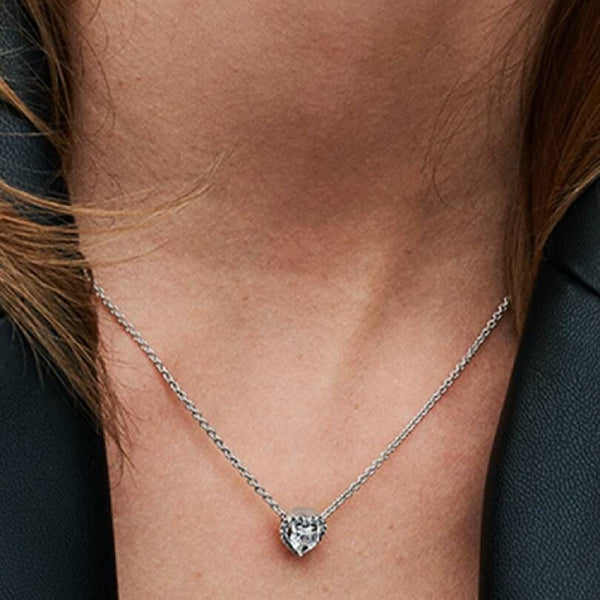 Collana Pandora Cuore In Rilievo Bianco 398425C01