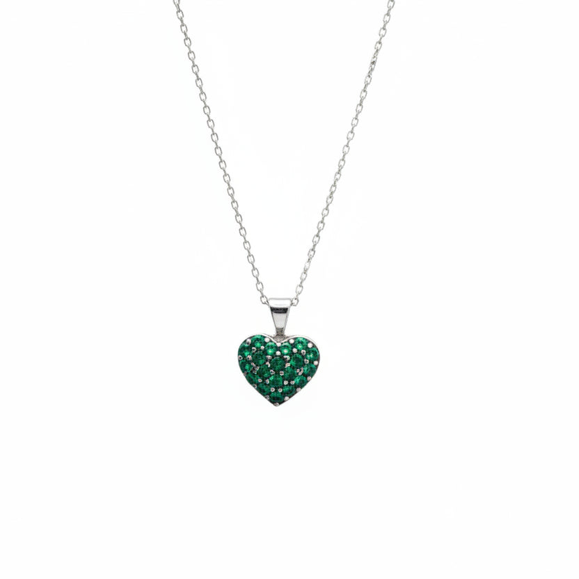Collar de oro blanco con colgante de corazón con pavé de esmeraldas