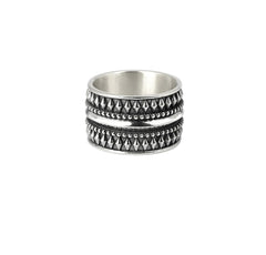 Nove25 Ring Ethnic Decorated Band