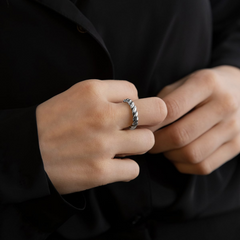 Nove25 Rope Band Ring