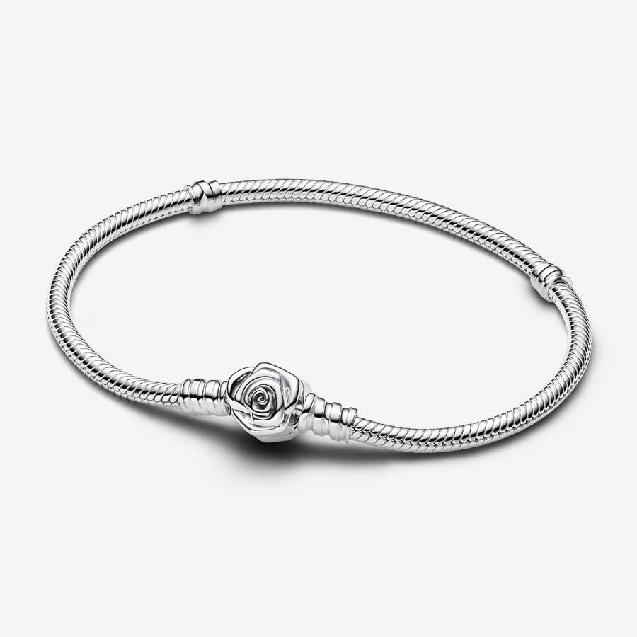 Pandora Bracelet With Rose Clasp