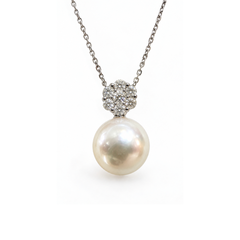 Giorgio Visconti Necklace with Pendant, 8/8.5 mm Freshwater Pearl and Flower with Diamonds
