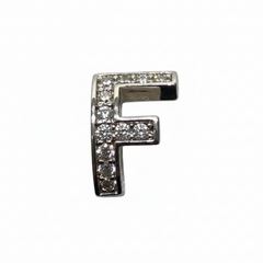 Lettera F con sfondo rimosso