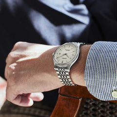 Reloj automático Seiko Presage Classic con esfera marfil