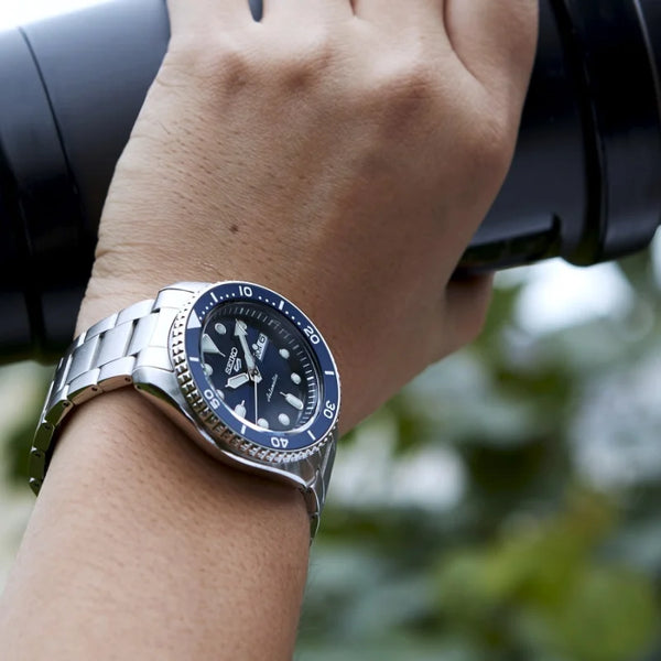 Orologio Seiko 5 da Uomo Sports Automatico in Acciaio Blu SRPD51K1