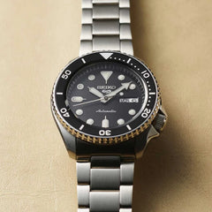 Orologio Seiko 5 da Uomo Sport Automatico in Acciaio Nero SRPD55K1