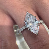 Anillo solitario Amen con circonita de talla marquesa