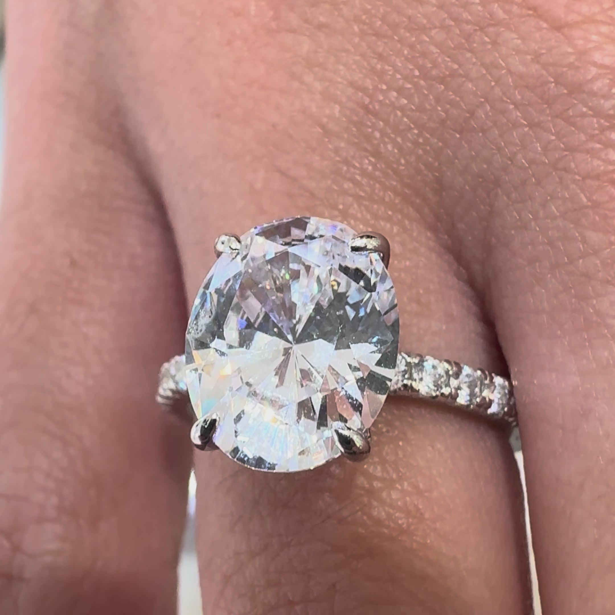 Anello Amen Solitario Pietra Zirconia Taglio Ovale RNUOVBBZ-14