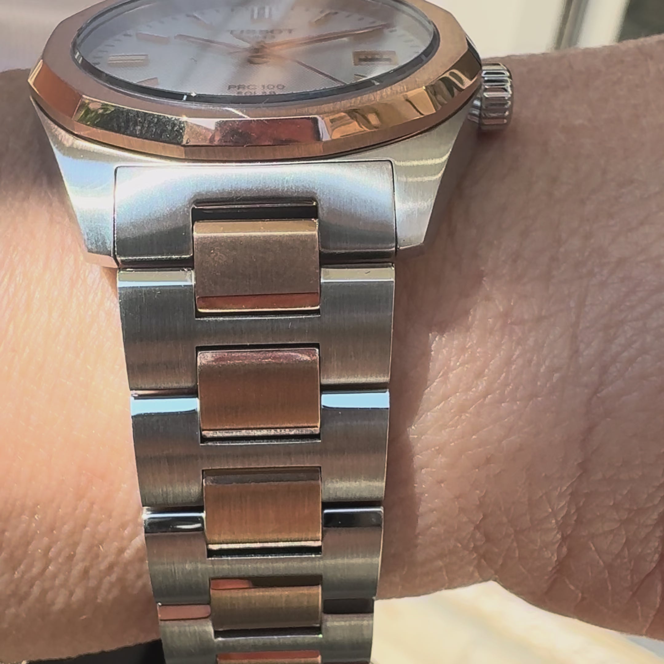 Orologio Tissot PR 100 34 mm Bicolore con Madreperla T1502102111100