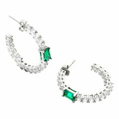 Pendientes de aro de esmeralda de Chiara Ferragni